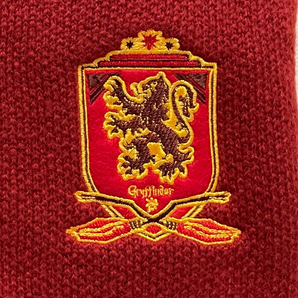 NEW Cardigan - Harry Potter Gryffindor - Picture 3 of 8